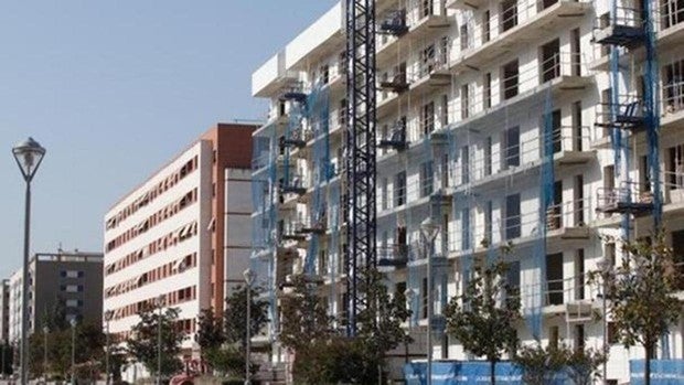 Los españoles necesitan casi siete años de ingresos para comprar una vivienda