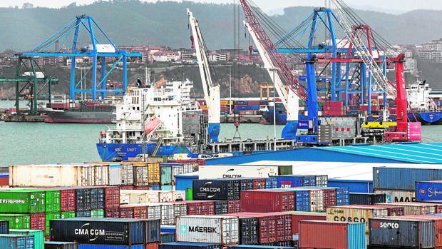 La guerra de los puertos estalla y da la puntilla al La guerra de los puertos estalla y da la puntilla al