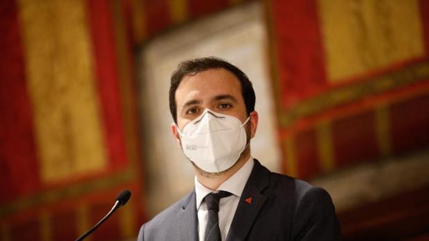 La prohibición de los teléfonos 902 ha sido impulsada desde el Ministerio de Consumo