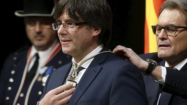 Toma de posesión de Carles Puigdemont