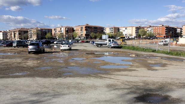 Defensa cedió por un euro al año los terrenos al Ayuntamiento