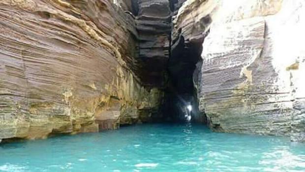 Jameo de La Paloma, isla de la Alegranza, al norte de Lanzarote