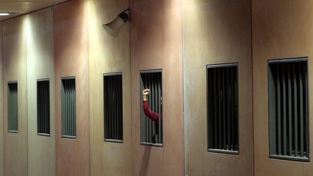 Resultado de imagen de fotos de reclusos extranjeros en ESpaña