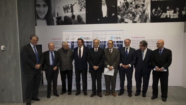 Imagen de los principales asistentes al evento