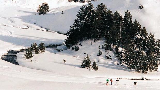 Este año, la nieve sigue abundando en el Pirineo en plena primavera