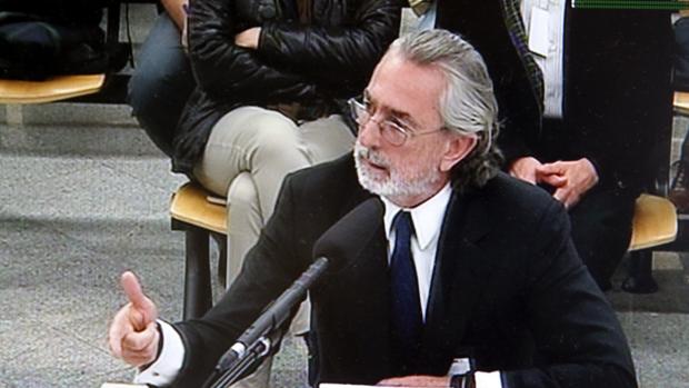 El cabecilla de la trama Gürtel, Francisco Correa, en una declaración en un juicio