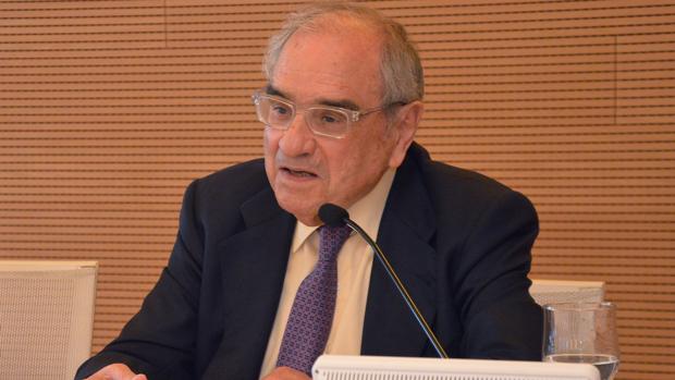 Imagen de Rodolfo Martín Villa tomada este viernes en la Universidad Católica de Valencia