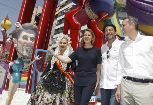 Cospedal junto al alcalde de Alicante, Luis Barcala, el presidente de la Diputación, César Sánchez
