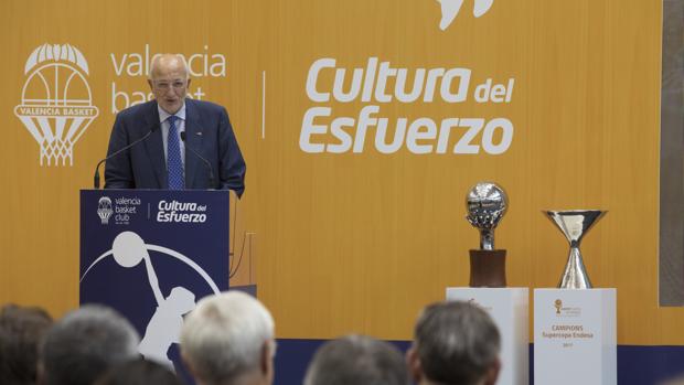 Imagen de Juan Roig tomada durante la presentación de l'Alqueria del Basket