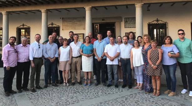 Compromisiarios y alcaldes de la zona de Torrijos han expresado su apoyo a Pablo Casado