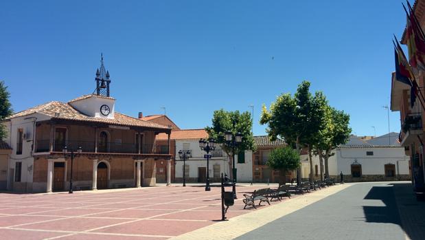 Plaza de Numancia de la Sagra, municipio de la provincia de Toledo