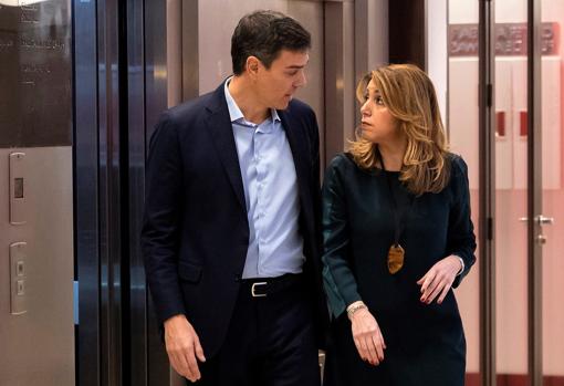 Pedro Sánchez y la presidenta de Junta de Andalucía, Susana Díaz, en enero en Sevilla