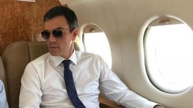Pedro Sánchez, en su avión oficial