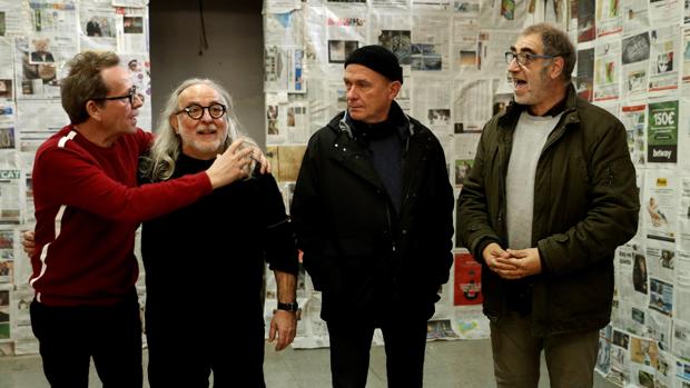 Los directores del grupo teatral La Fura dels Baus, Pep Gatell (i), Miki Espuma (2i) , Carles Padrissa (2d) y Pere Tantiñà (d), durante la presentación de la Fundación Épica,