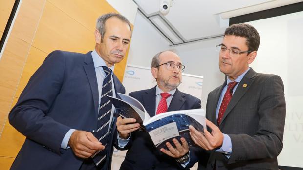 Presentación del libro "Agua y futuro", que hace balance de la colaboración entre la Universidad Politécnica de Valencia y Aguas de Valencia/Global Omnium