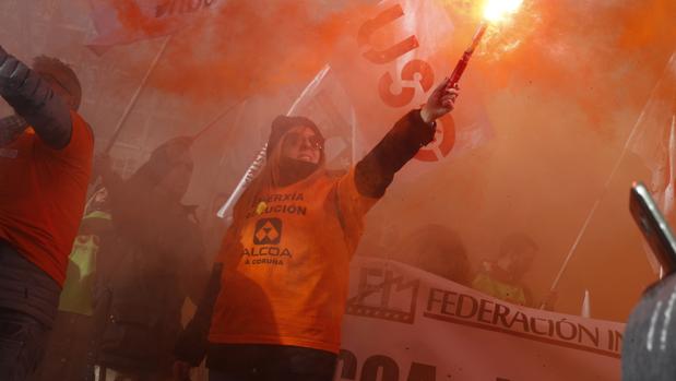 Protesta de los trabajadores de Alcoa en Madrid