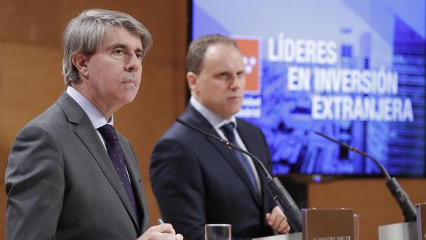 Ángel Garrido y Daniel Lacalle, aportando datos sobre la inversión extranjera en Madrid