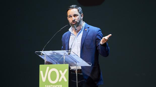 El líder de Vox, Santiago Abascal, esta semana durante un mitin en Santander