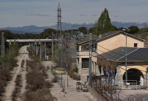 La estación de Valdelatas quedó fuera de la red al construirse una ruta alternativa.