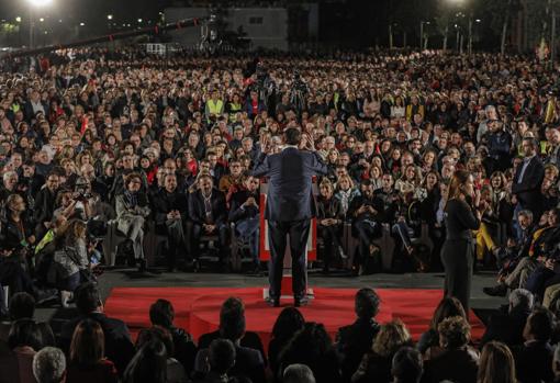 Ximo Puig, durante el mitin de los socialistas de este viernes