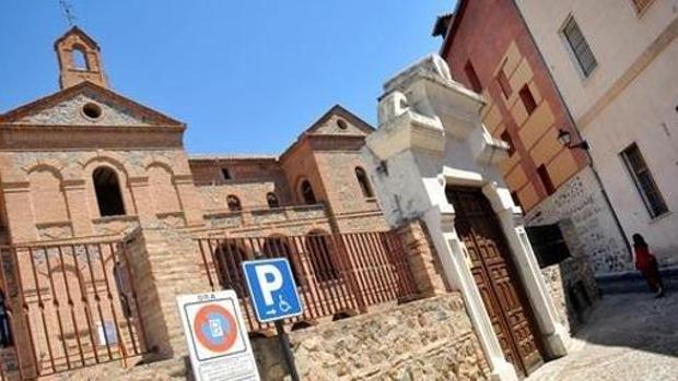 Fachada de la EOI Raimundo de Toledo