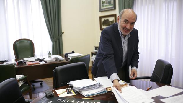 José Manuel Aranda (PP), en el despacho de la Alcaldía bilbilitana