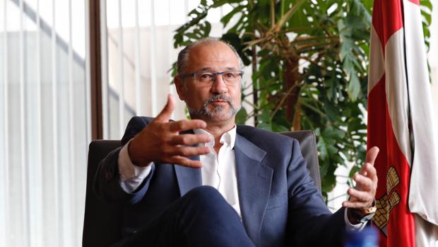 Luis Fuentes, durante la entrevista con ABC