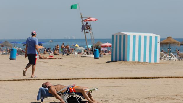 Imagen de la playa de Las Arenas de Valencia