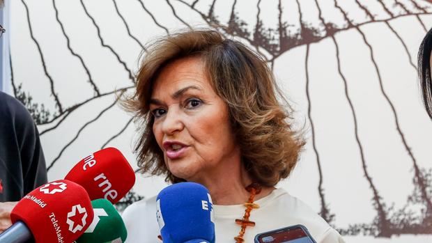 La vicepresidenta del Gobierno en funciones, Carmen Calvo, interviene en la conferencia de las jornadas 'Diálogos 140 aniversario' por el aniversario del PSOE