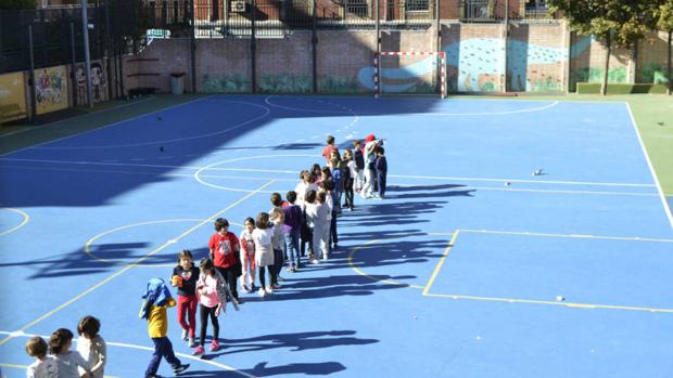 Alumnos de primaria en una imagen de archivo