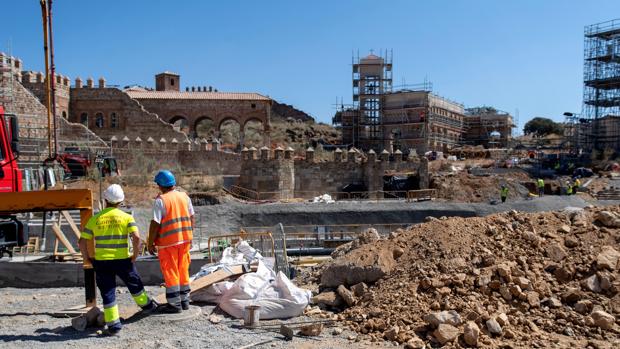 Las obras de Puy du Fou «avanzan a buen ritomo»para acoger, el próximo 30 de agosto, la inauguración del espectáculo nocturno 'El sueño de Toledo'