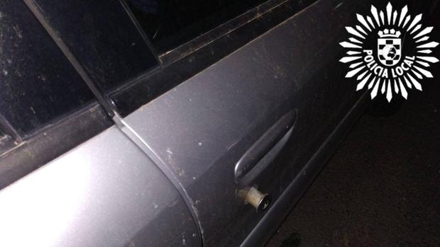 Uno de los vehículos en los que el ladrón pensaba robar