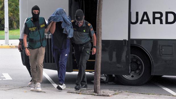 Uno de los nueve detenidos durante el paso a disposición el miércoles del juzgado de Vilagarcía