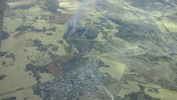 Imágenes aéreas de uno de los incendios de esta tarde en Guadalajara
