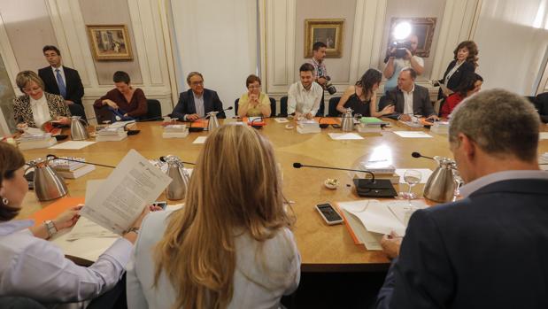 Imagen de archivo de una reunión de los portavoces parlamentarios en las Cortes