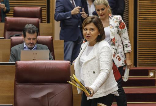 Isabel Bonig, al inicio de la sesión de control