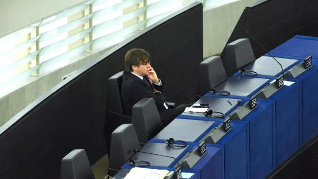 Carles Puigdemont, solo en el Parlamento Europeo