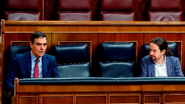 Pedro Sánchez y Pablo Iglesias, en el Congreso