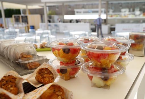 Imagen del buffet individualizado para los clientes del Hotel Port de Benidorm