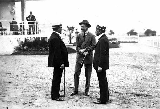 Data With King Alfonso XIII in the Tiro de Somontes