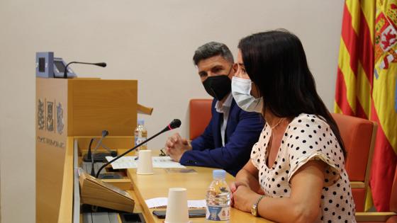 Imagen de la síndica de Cs, Ruth Merino, en rueda de prensa junto al diputado Carlos Gracia