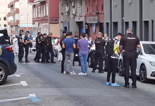 Agents of the National Police, on Thursday, after the murder