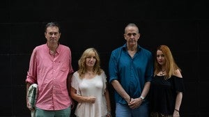 José María y Silvia, padres de Óscar; y José Manuel y María José, padres de Kira