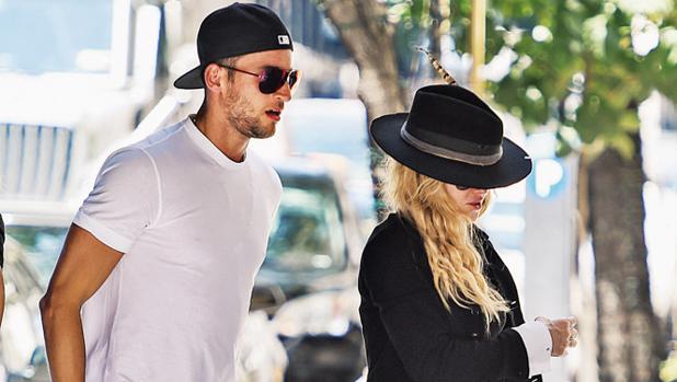 Kevin Sampaio junto a Madonna