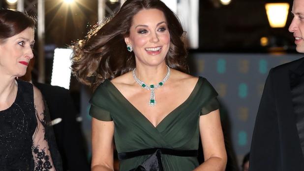 Catalina de Cambridge eligió un modelo de Jenny Packham