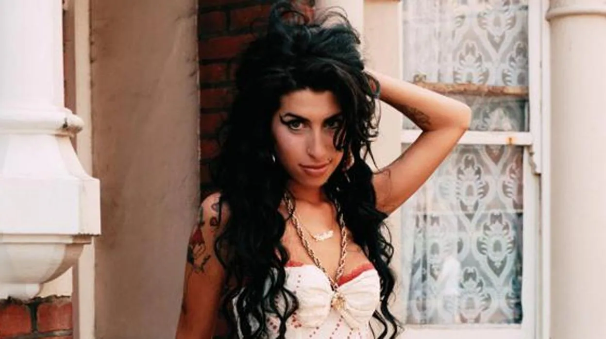 Siete años sin Amy Winehouse, la voz maldita del soul