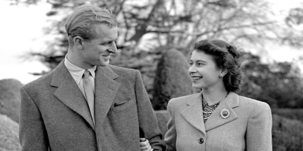 Isabel II y Felipe de Edimburgo, a través de las fotos que celebran siete décadas de matrimonio