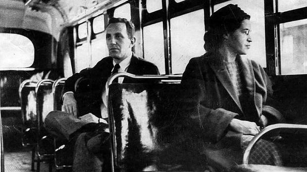 Rosa Parks y el asiento de bus que cambió la historia