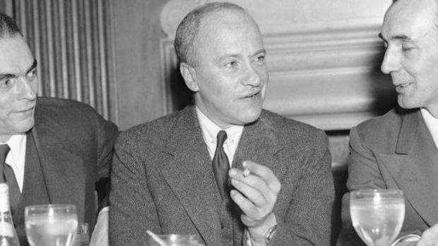 Walter Duranty (centro), durante un almuerto en honor a los corresponsales ofrecido por AFP en 1936