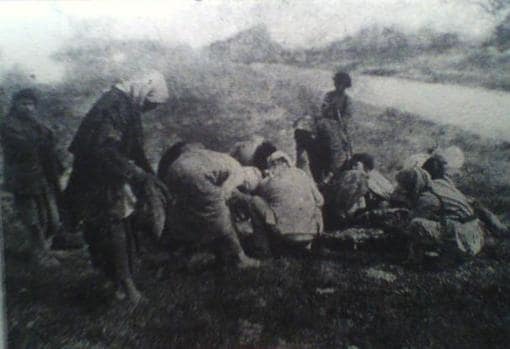 Armenios presos en el campo de concentración de Deir ez-Zor